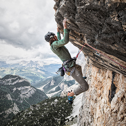 MOUNTAIN TRAINER